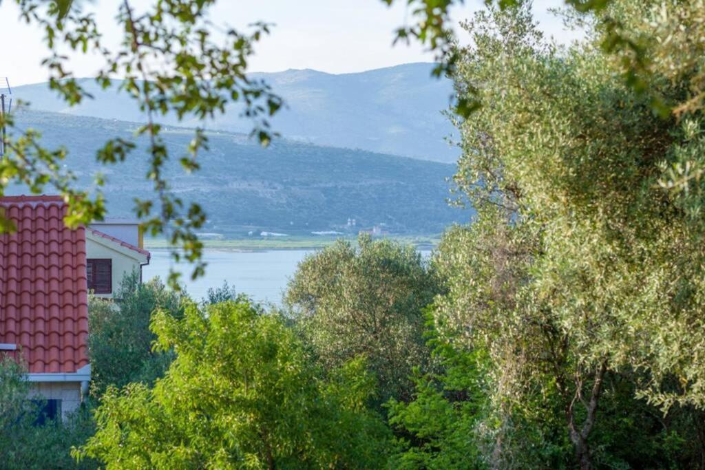 Villa Lipovac Трогир Экстерьер фото