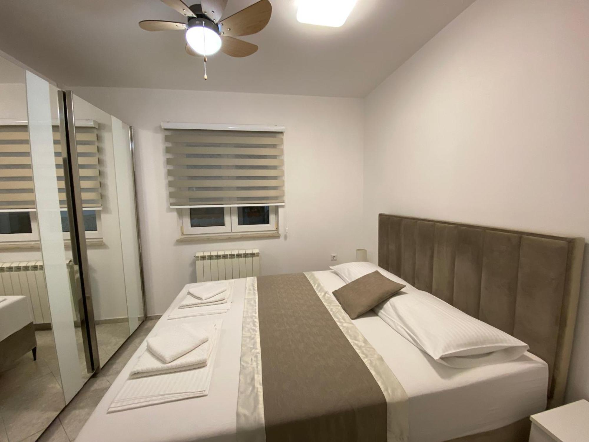Villa Lipovac Трогир Экстерьер фото